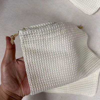 Produto OEM/ODM Aceito Saco de armazenamento cosmético de tecido de waffle em branco para necessidades de cuidados com a pele