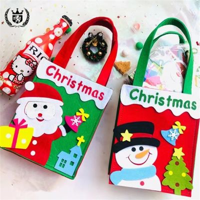 Saco de Natal personalizado de cores com Papai Noel de feltro feito à mão