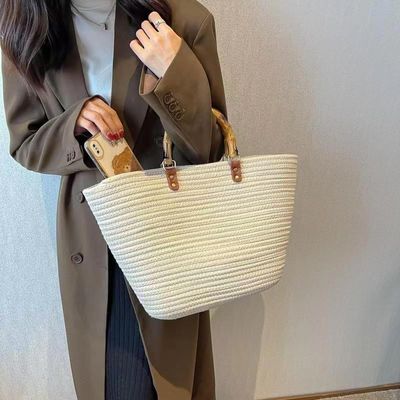 Mulheres elegantes Bolsa de palha de praia tecida Bolsa casual feita à mão Bolsas de ombro de rotão