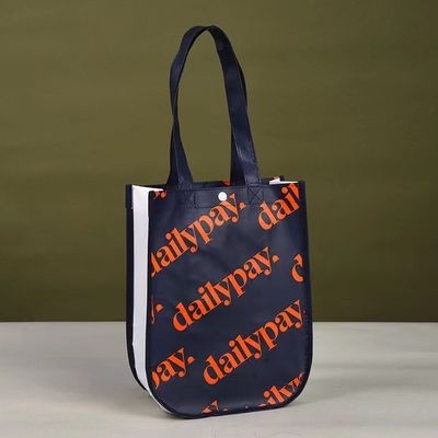 Saco de algodão com cantos curvos de tamanho médio em material não tecido laminado para compras personalizadas