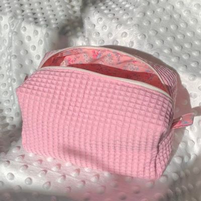 2024 Custom Beauty Maquiagem Floral Saco Cosmético com Design de Waffle e fechamento com fecho de fecho