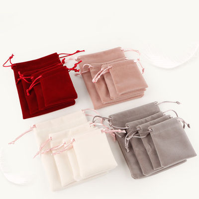 Bolsa de jóias em estilo luxuoso com logotipo personalizado e corda de ouro