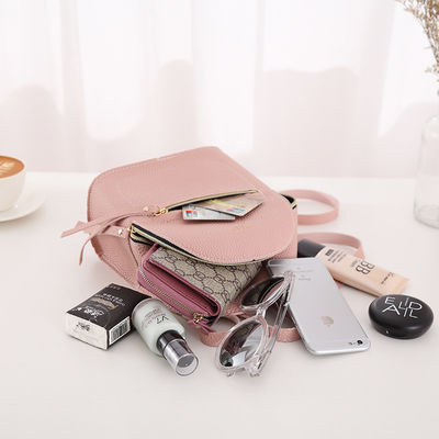 Bolsa de viagem de peso leve Softback Feminino com material de couro PU durável