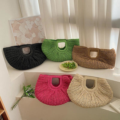 Saco de Tote de palha tecido à mão em forma de meia lua para compras em 2023 Fashion Summer Beach