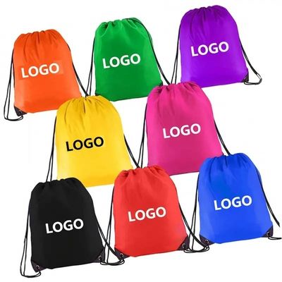 Mochila de fechamento de cordas de poliéster de nylon padrão geométrico de cordas para ginástica e viagens