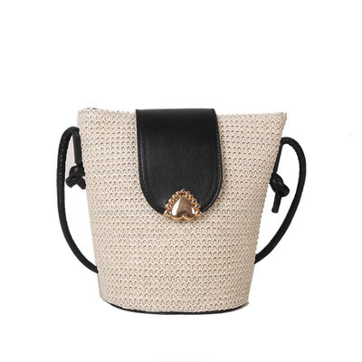 Designer de estilo de verão de madeira redonda de palha tecida saco de balde de praia para bolsa de mão feminina