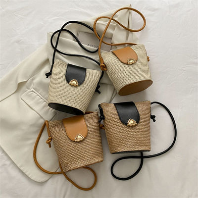 Designer de estilo de verão de madeira redonda de palha tecida saco de balde de praia para bolsa de mão feminina