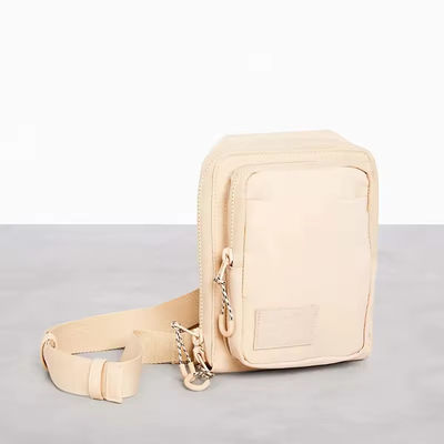 Logotipo personalizado Mensageiro Mini garrafa de água de nylon Carrier Cross Chest Bag aceitável OEM / ODM