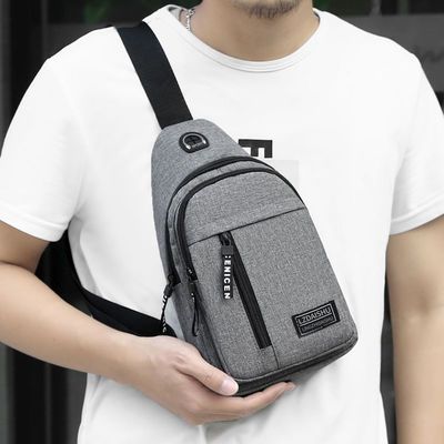 Bolsa de mensageiro versátil com logotipo personalizado Ideal para escritório casual ou saídas de encontro masculino