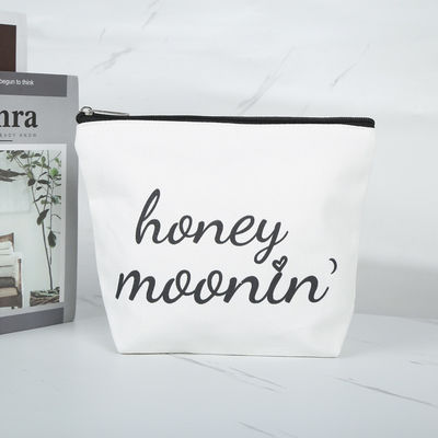 Saco de maquiagem de viagem A solução perfeita para organizar seus cosméticos em movimento