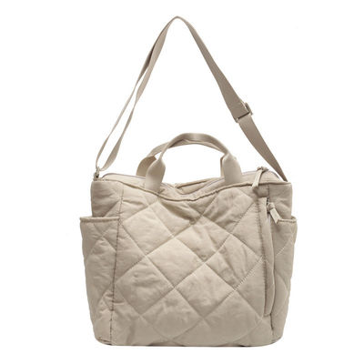 Logotipo personalizado de nylon leve Saco Puffy Feminino Saco Tote Quiltado Saco de ombro único