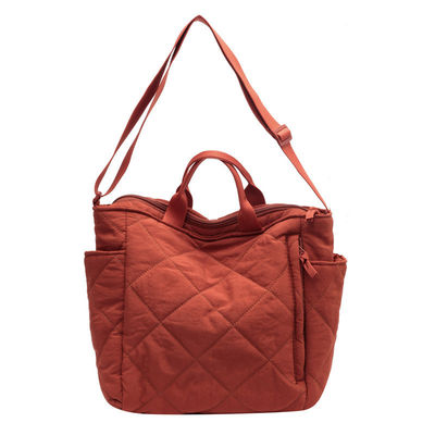 Logotipo personalizado de nylon leve Saco Puffy Feminino Saco Tote Quiltado Saco de ombro único