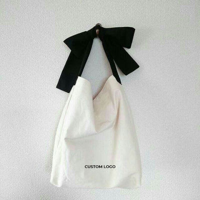 Poliéster revestimento Eco-friendly reciclado Black Handle Custom Logo Impresso Saco de compras