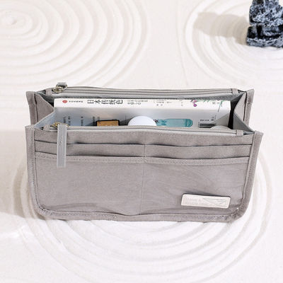 Saco cosmético com embreagem de moda perfeito para armazenamento de maquiagem e higiene