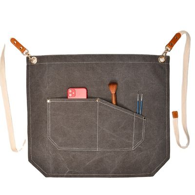 Homens trabalham com avental com bolsos de ferramentas e cores personalizadas em tela de meio corpo