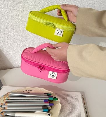 Saco de maquiagem de poliéster coreano personalizado para armazenamento de primavera Entrega em 15 dias