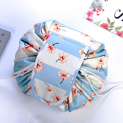 Saco de maquiagem de impressão de unicórnio para viagem Saco com material de poliéster e design de unicórnio