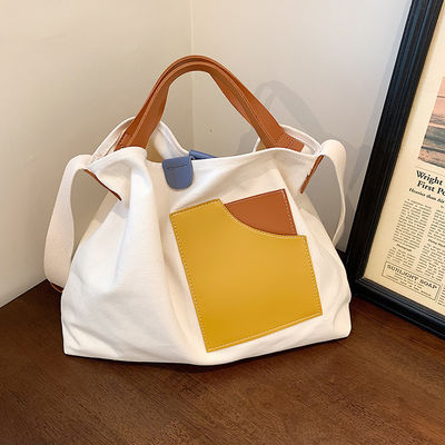 2023 Design Sense Garment Bag para Mulheres Logotipo personalizado Material de revestimento de lona aceito