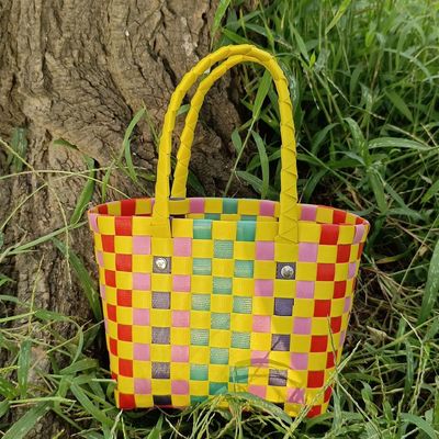 Mulheres ecológicas Triângulo de palha Saco Raffia para viagens e saídas