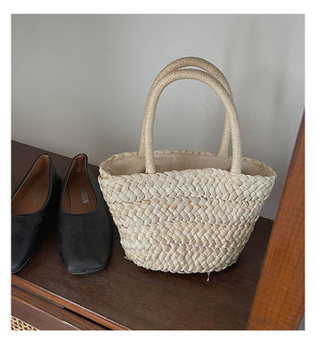 Estilo de mão moda de grande capacidade de mulheres bolsa de palha de praia de madeira tricô de crochê poliéster