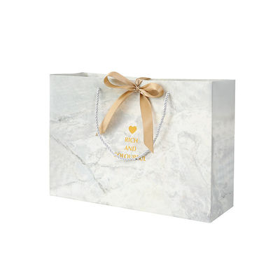 Bolsas de papel de compras de papel colorido personalizado com alça de fita para sapatos de roupa