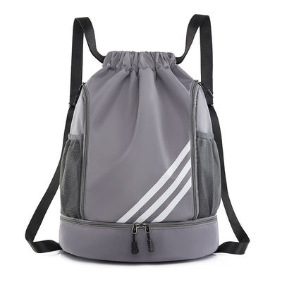 20-37 Litros de capacidade Mochila leve com corda de tração para basquetebol e futebol