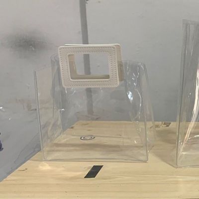 Saco de plástico de PVC transparente para presente iridescente