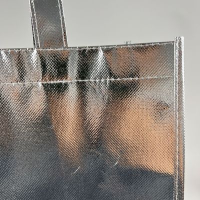 Saco de compras eco-friendly Laminado de ouro Metallic Silver Saco não tecido com logotipo personalizado