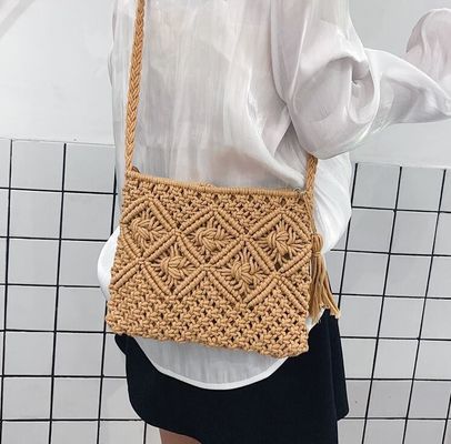 Outro padrão Tipo de algodão feito à mão corda palha mulheres bolsas de mão Vintage Tassels bolsas de praia