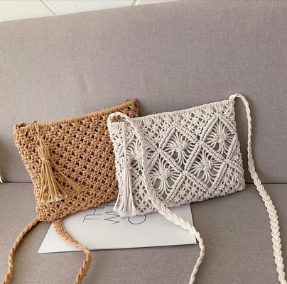 Outro padrão Tipo de algodão feito à mão corda palha mulheres bolsas de mão Vintage Tassels bolsas de praia