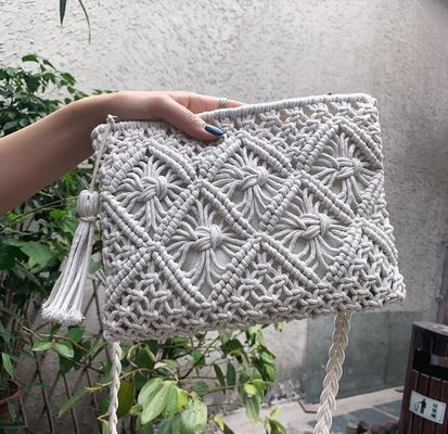 Outro padrão Tipo de algodão feito à mão corda palha mulheres bolsas de mão Vintage Tassels bolsas de praia