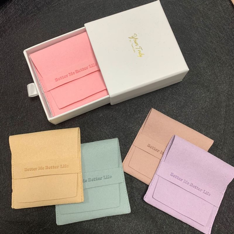 Logotipo personalizado Bolsa de embalagem de jóias de microfibra macia Opção de cor e logotipo personalizados