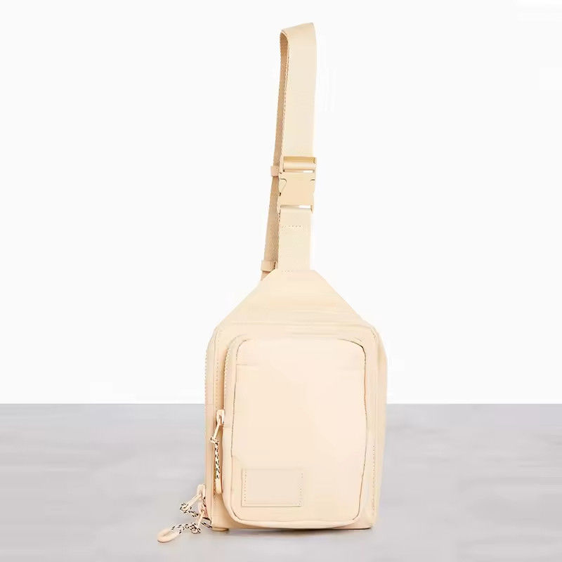 Logotipo personalizado Mensageiro Mini garrafa de água de nylon Carrier Cross Chest Bag aceitável OEM / ODM